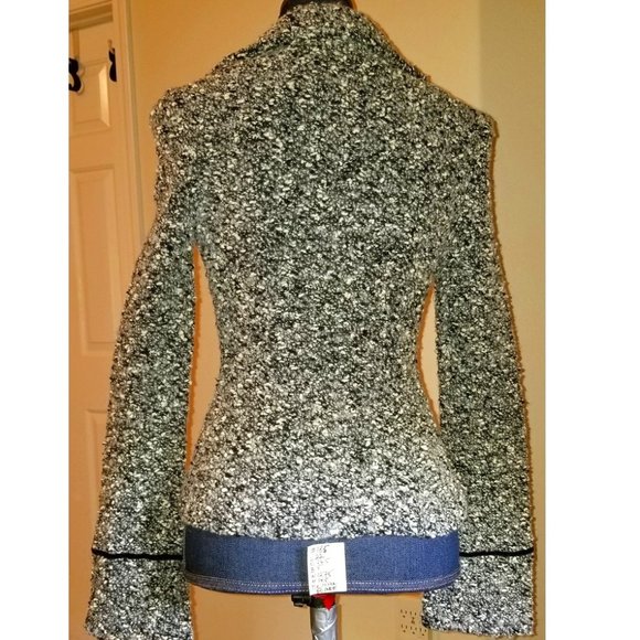 185 NWOT grey boucle Classiques Entier XS cardigan - Picture 2 of 13